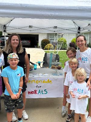 Emily and her boys & niece with my boy!